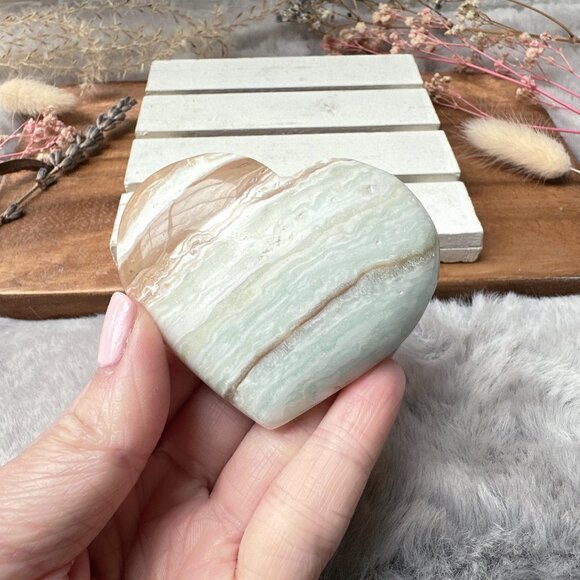 Gorgeous Small Caribbean Calcite Heart Carving - Picture 2 of 6